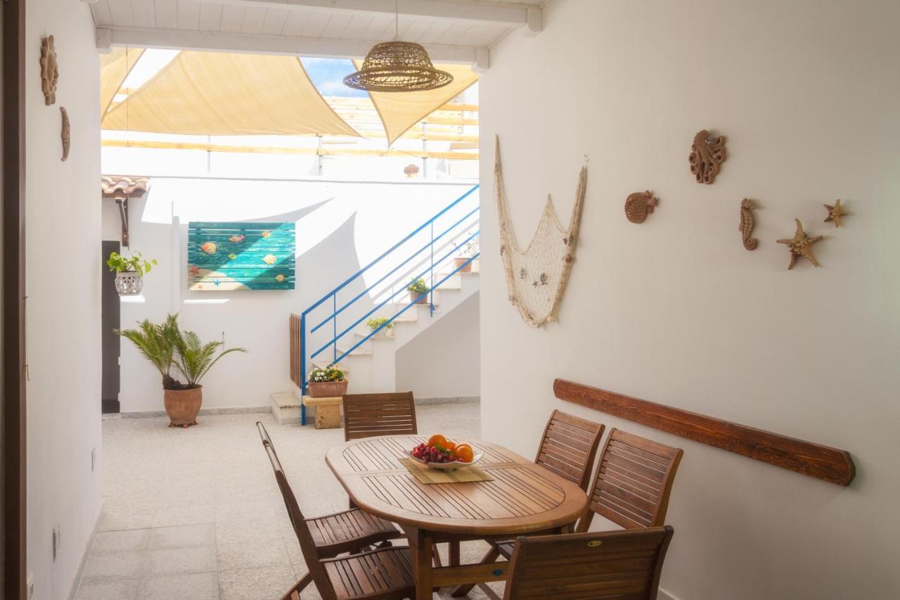 Casa Mamma Rita - Family House Villa มารีนา ดี มันกาแวร์ซา ภายนอก รูปภาพ