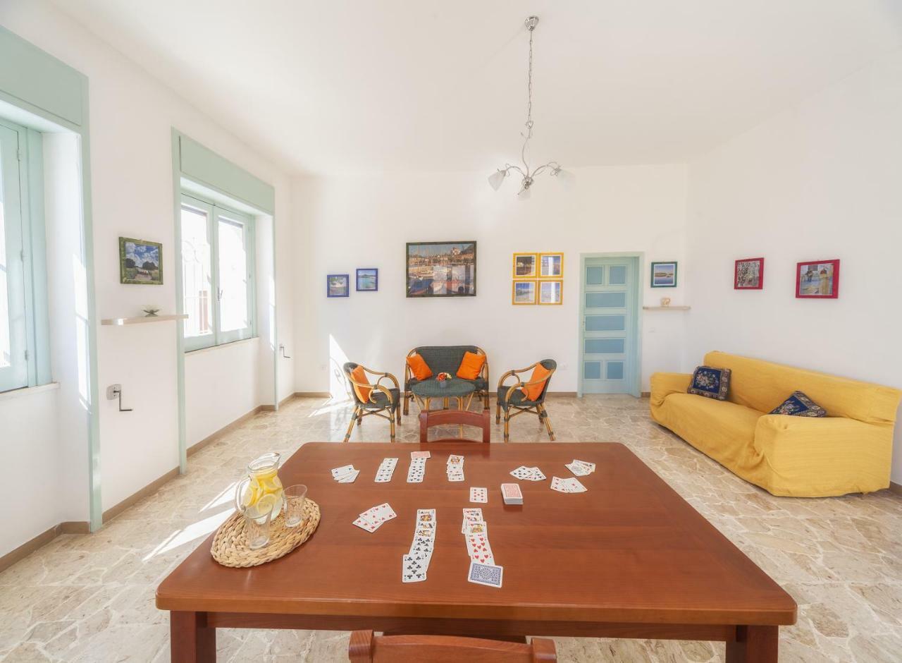 Casa Mamma Rita - Family House Villa มารีนา ดี มันกาแวร์ซา ภายนอก รูปภาพ