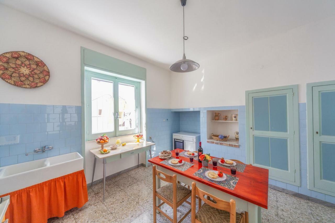 Casa Mamma Rita - Family House Villa มารีนา ดี มันกาแวร์ซา ภายนอก รูปภาพ