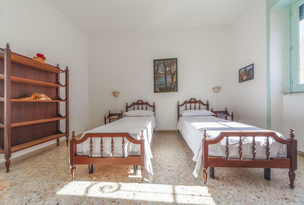 Casa Mamma Rita - Family House Villa มารีนา ดี มันกาแวร์ซา ภายนอก รูปภาพ