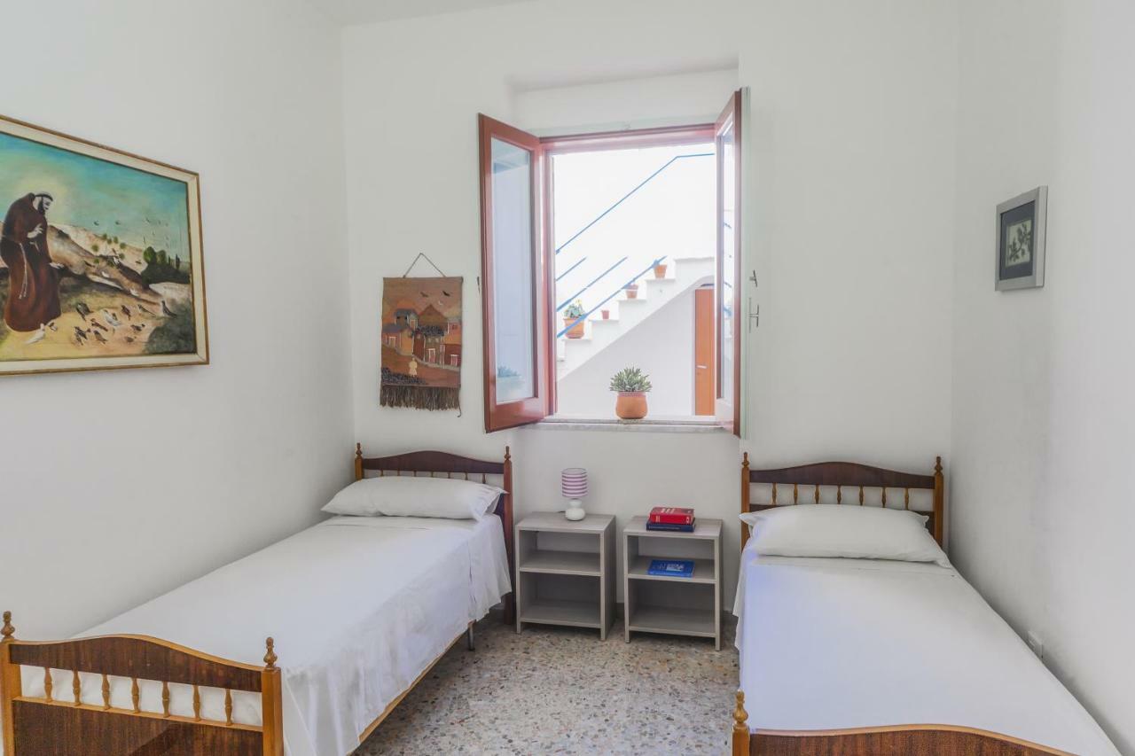 Casa Mamma Rita - Family House Villa มารีนา ดี มันกาแวร์ซา ภายนอก รูปภาพ