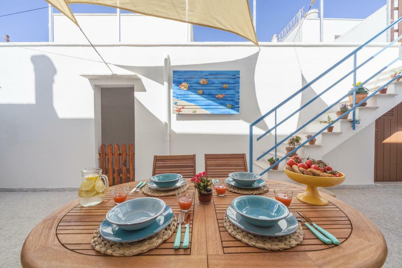 Casa Mamma Rita - Family House Villa มารีนา ดี มันกาแวร์ซา ภายนอก รูปภาพ